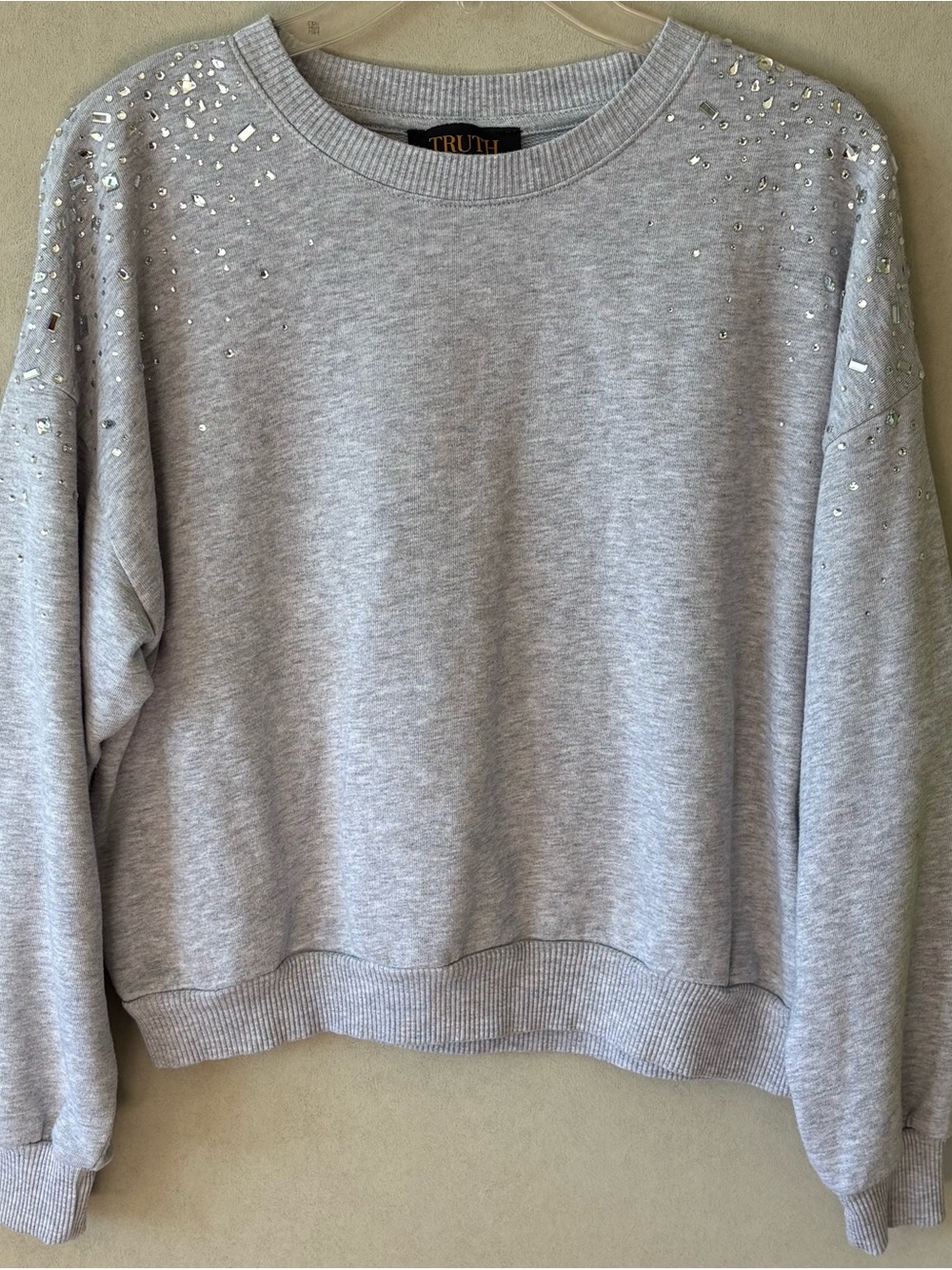 Embellished truth by Republic Light Gray Crewneck Sweatshirt size large sparkle